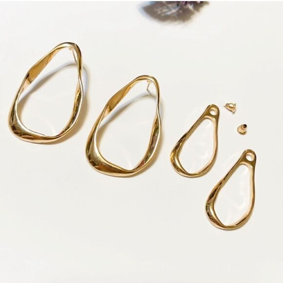 Zara geo shape earrings in gold #659 - Picture 5 of 7